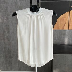Vince. Silk Elegant White Sleeveless Blouse S
